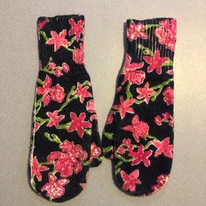 SET OF TWO!! Lily Pulitzer mittens